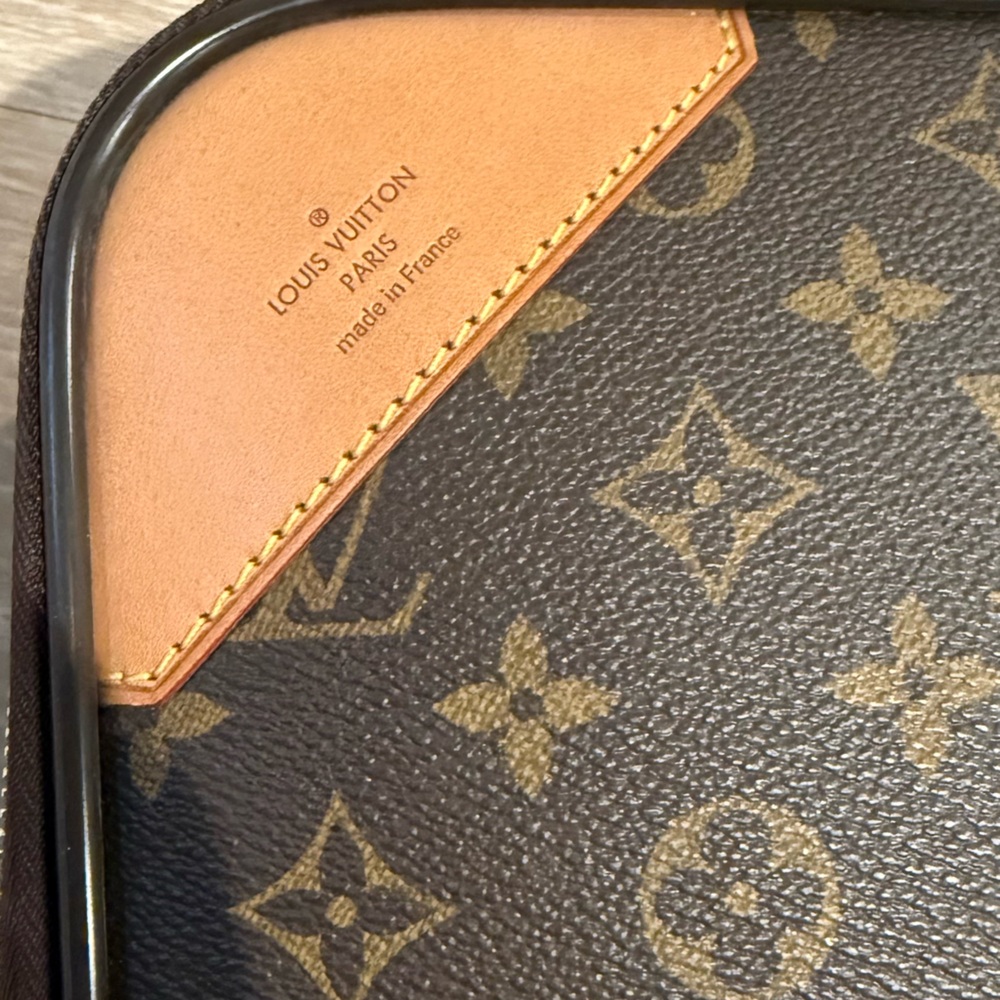Louis Vuitton Monogram Pegase 50 - Picture 4 of 15